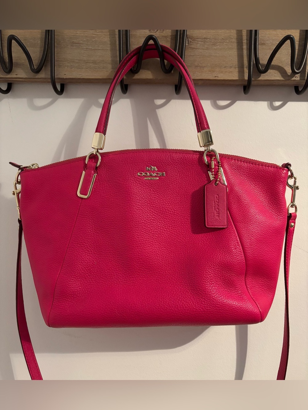 Coach Small Kelsey Satchel in Pebbled Leather / Hot Pink / Gold Accents